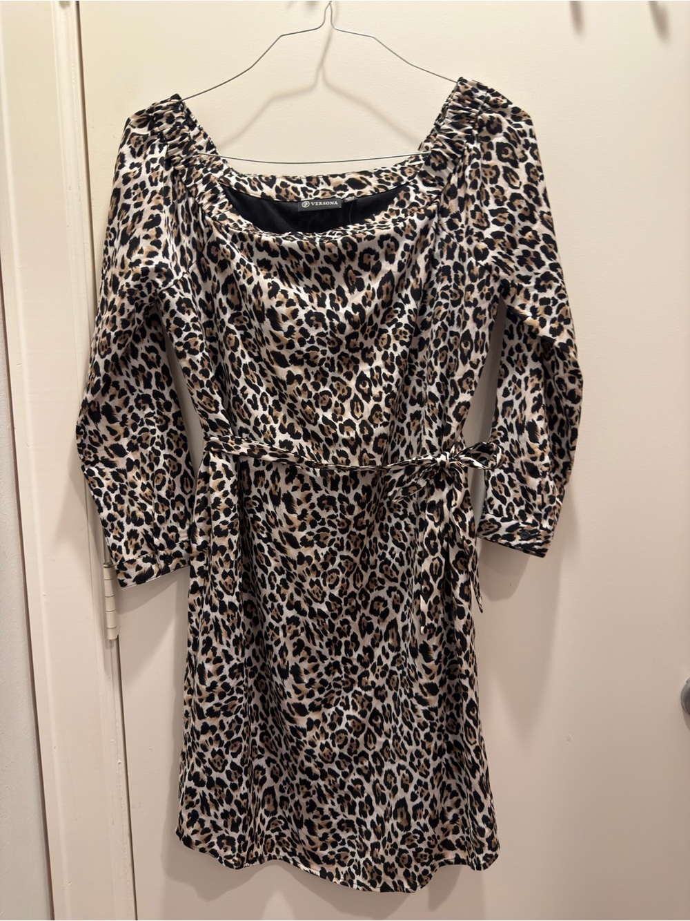Versona Leopard Print Long Sleeve Dress in Black, Cream & Brown